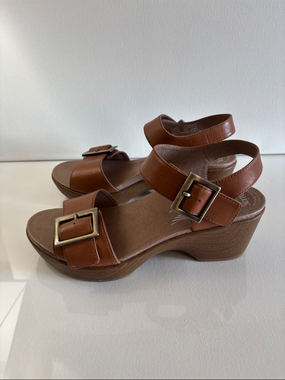 Dansko Women's Tan Leather Buckle Platform Sandals - Picture 4 of 6